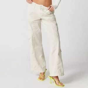 beige cargo pants good condition